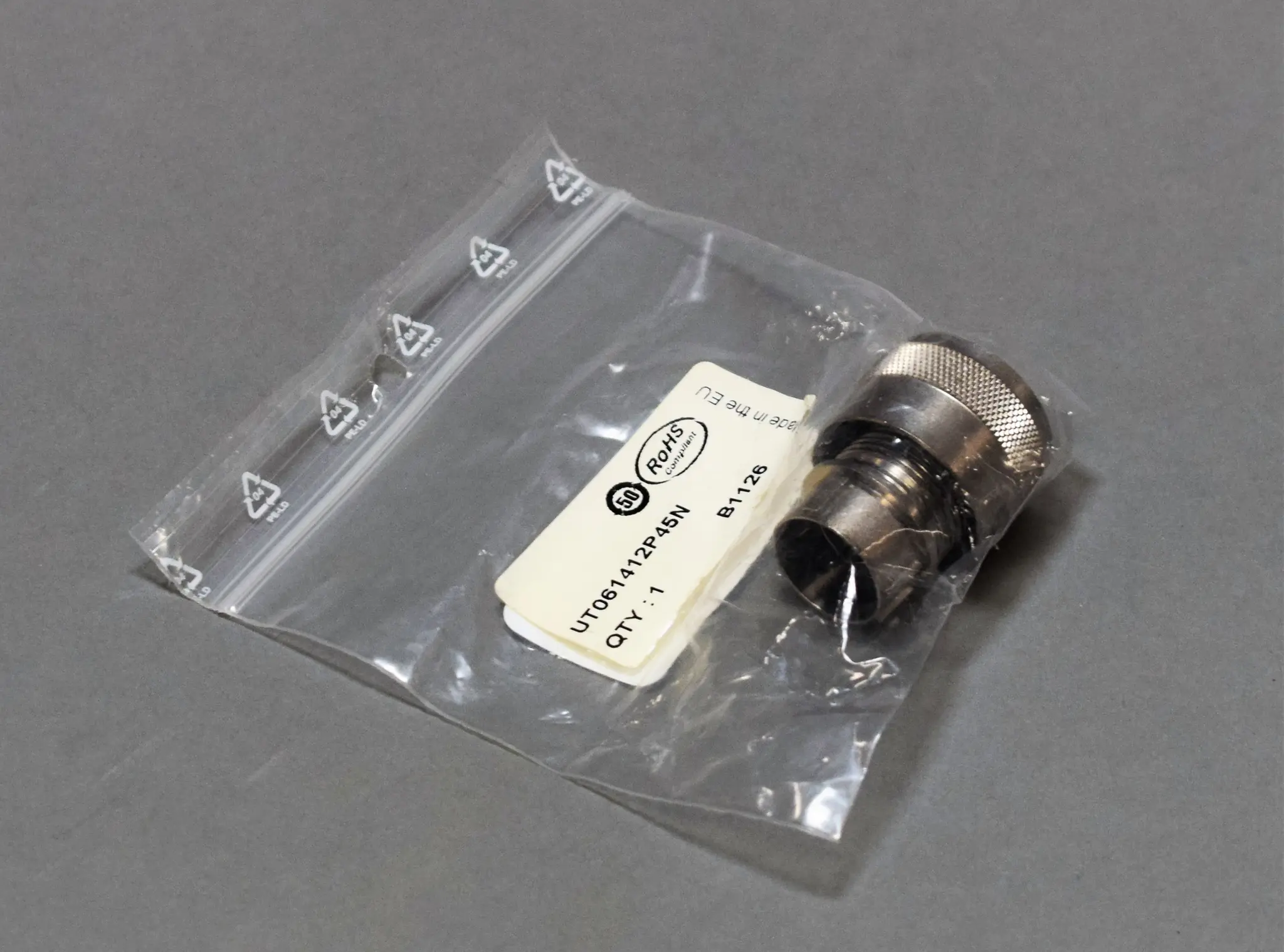 Produktfoto 1 von UT061412P45N