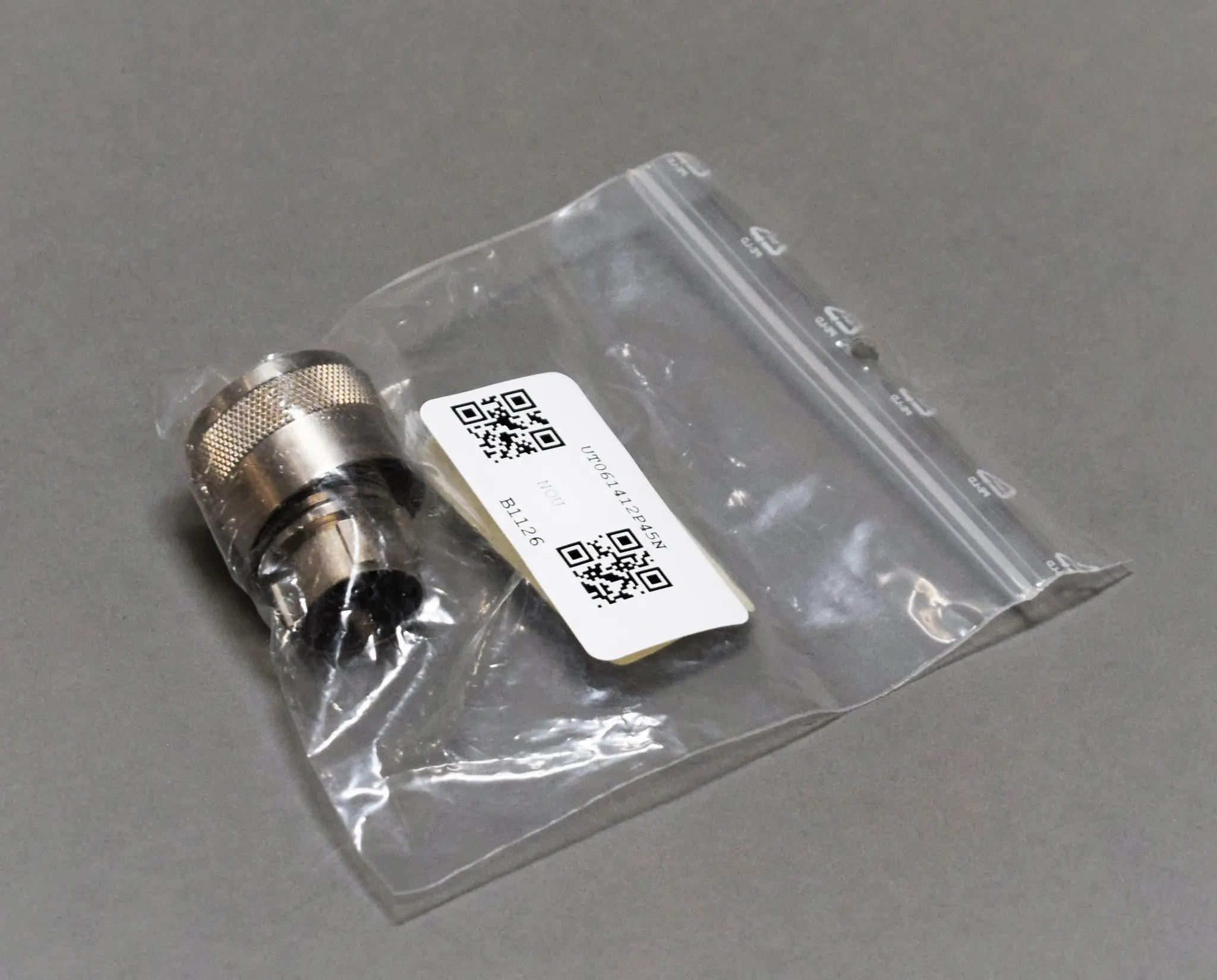 Produktfoto 1 von UT061412P45N