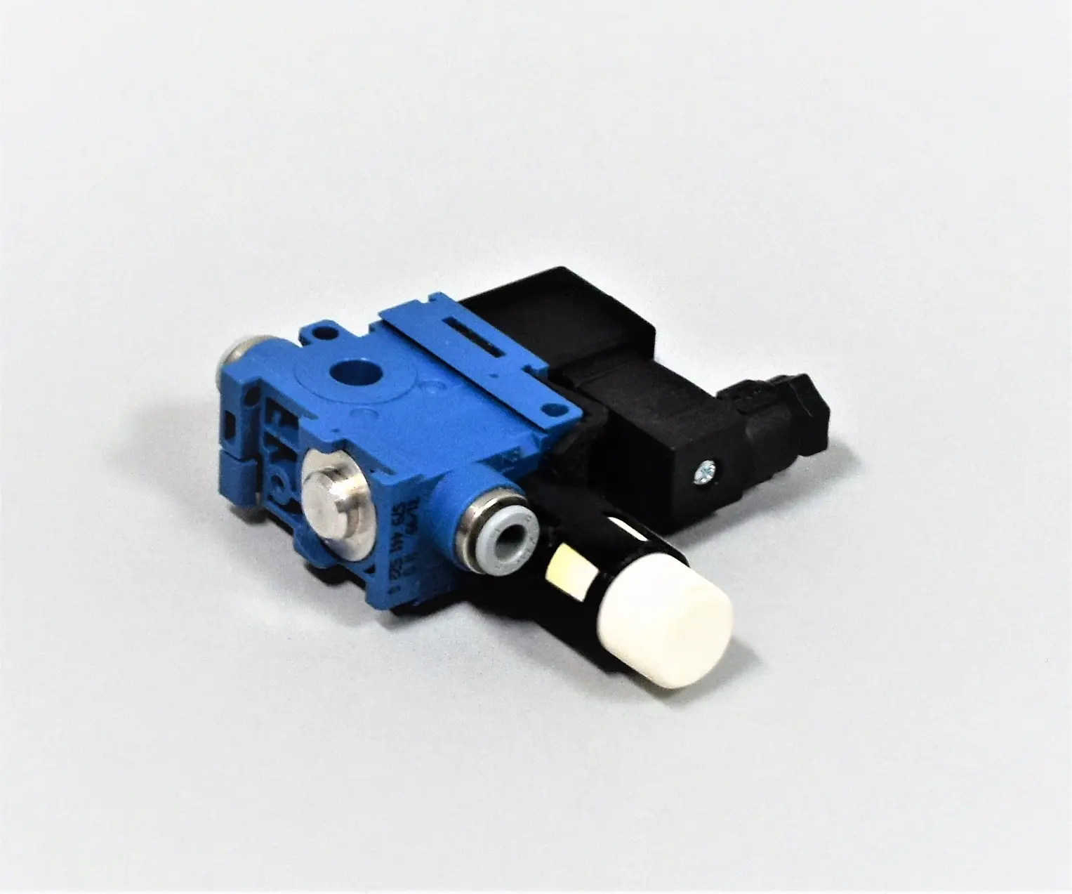 Produktfoto 1 von V579-32NO-DA06-024AC-04-EV4
