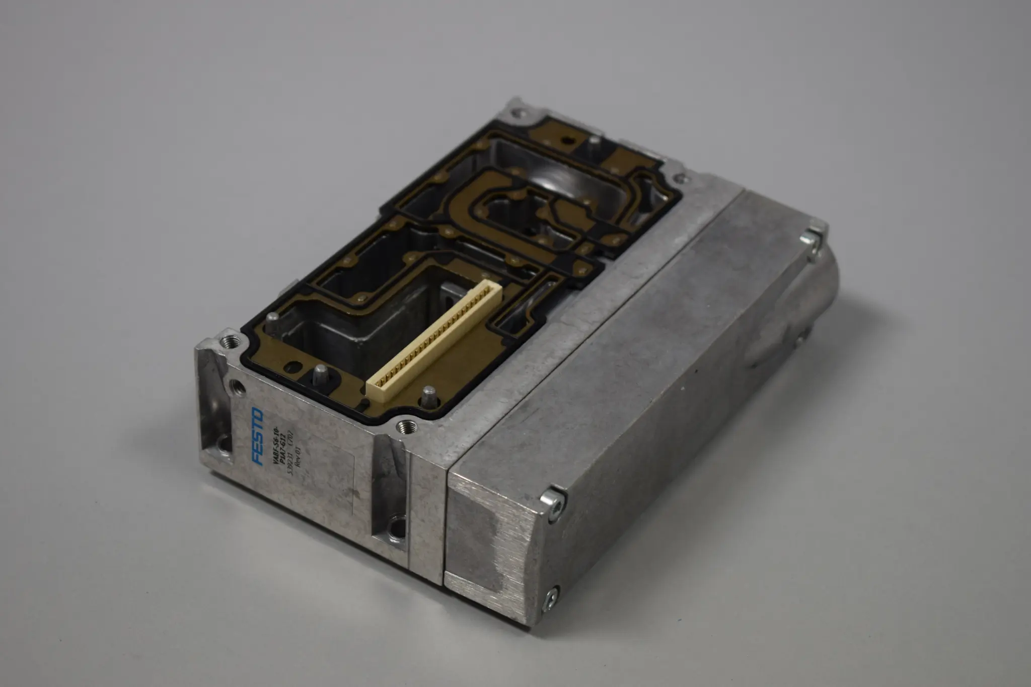 Produktfoto 1 von VABF-S6-10-P1A7-G12