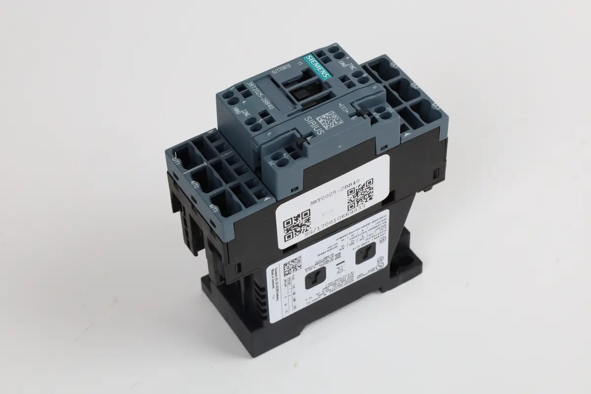 Produktfoto 1 von 3RT2025-2BB40