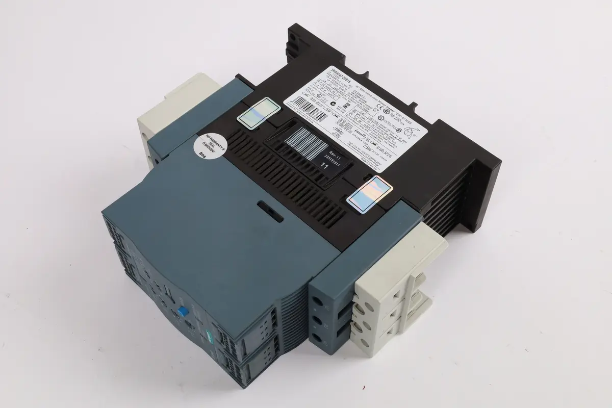 Produktfoto 1 von 3RW4047-2BB15