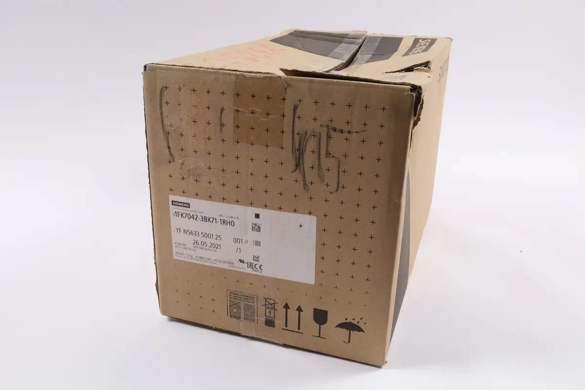 Produktfoto 1 von 1FK7042-3BK71-1RH0