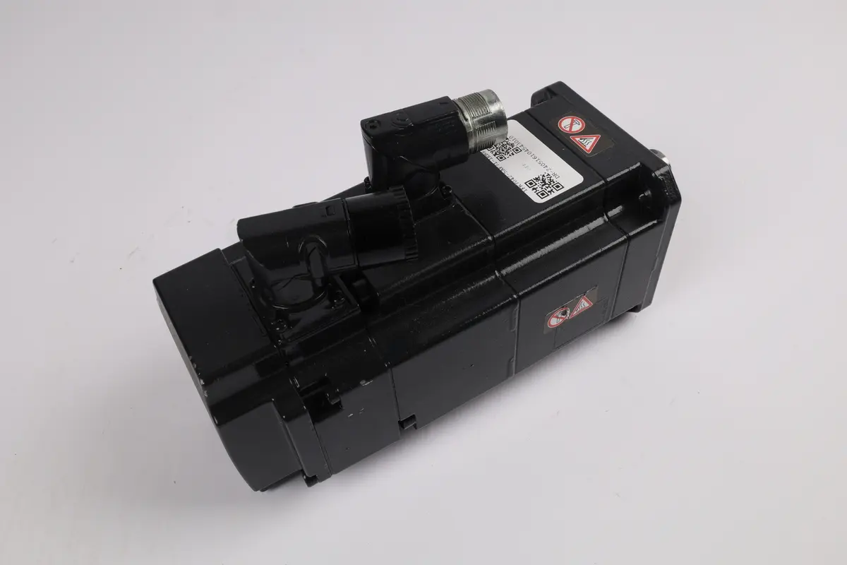 Produktfoto 1 von 1FK7042-5AF71-1EB8
