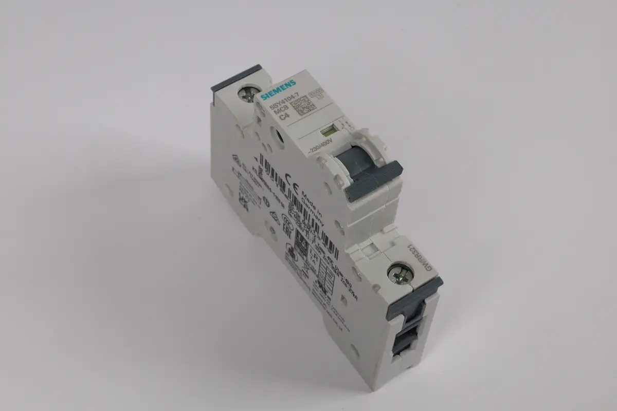 Produktfoto 1 von 5SY4104-7