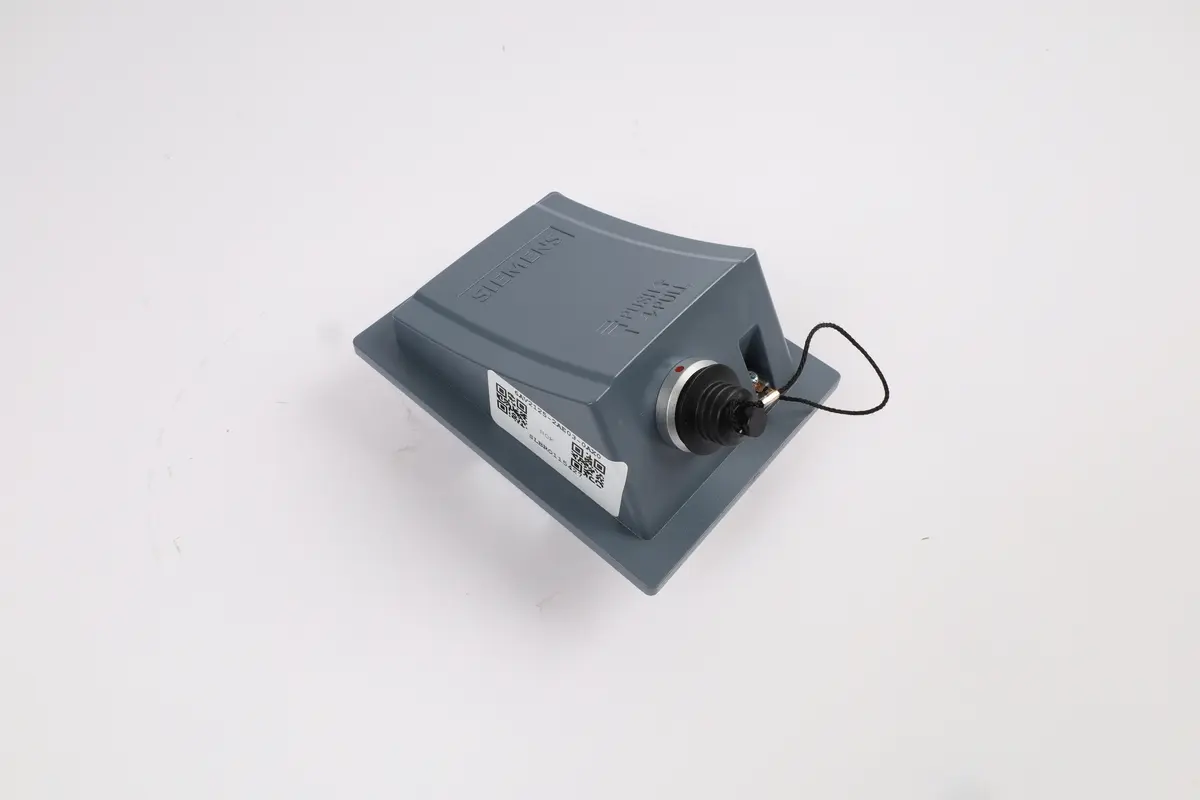 Produktfoto 1 von 6AV2125-2AE03-0AX0