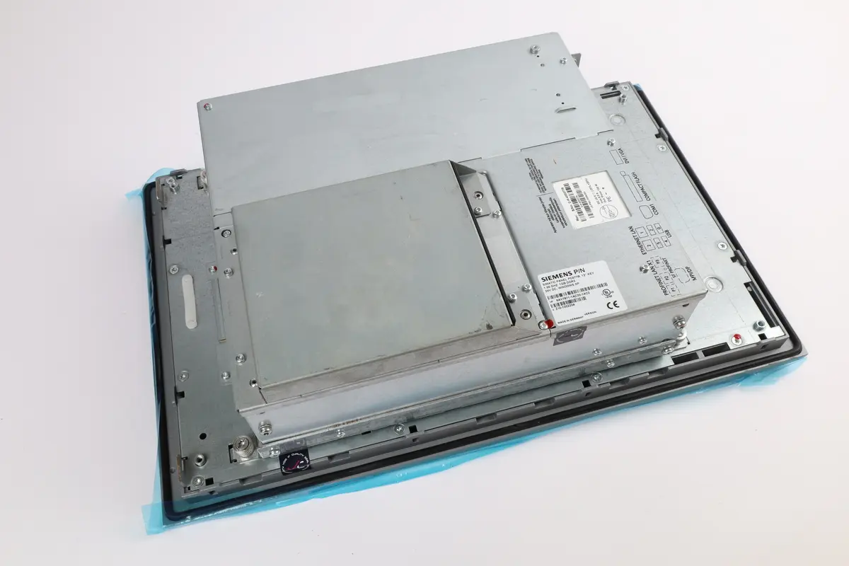 Produktfoto 1 von 6AV7871-1AC20-1AC0