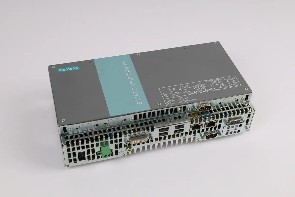 Produktfoto 1 von 6ES7647-7BD21-0AX0