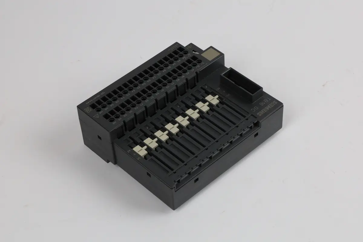 Produktfoto 1 von 6ES7120-0BH01-0AA0