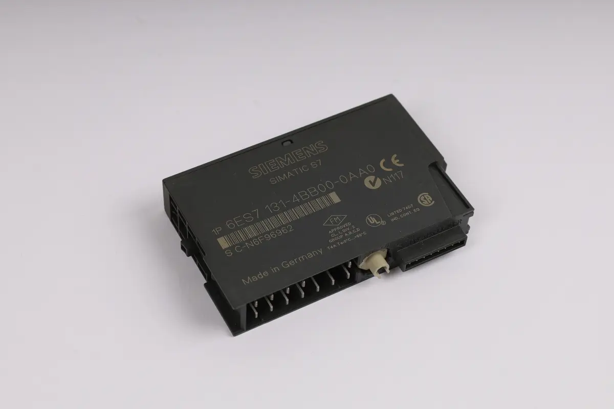 Produktfoto 1 von 6ES7131-4BB00-0AA0