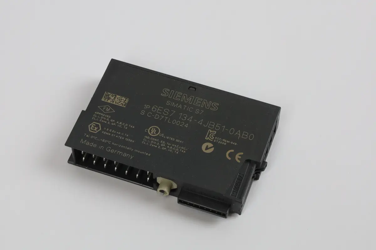 Produktfoto 1 von 6ES7134-4JB51-0AB0