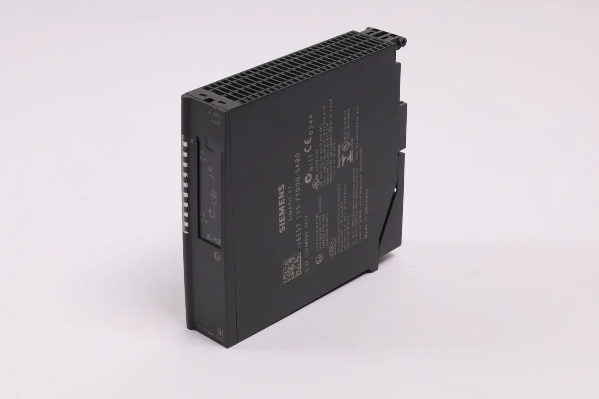 Produktfoto 1 von 6ES7135-7TD00-0AB0