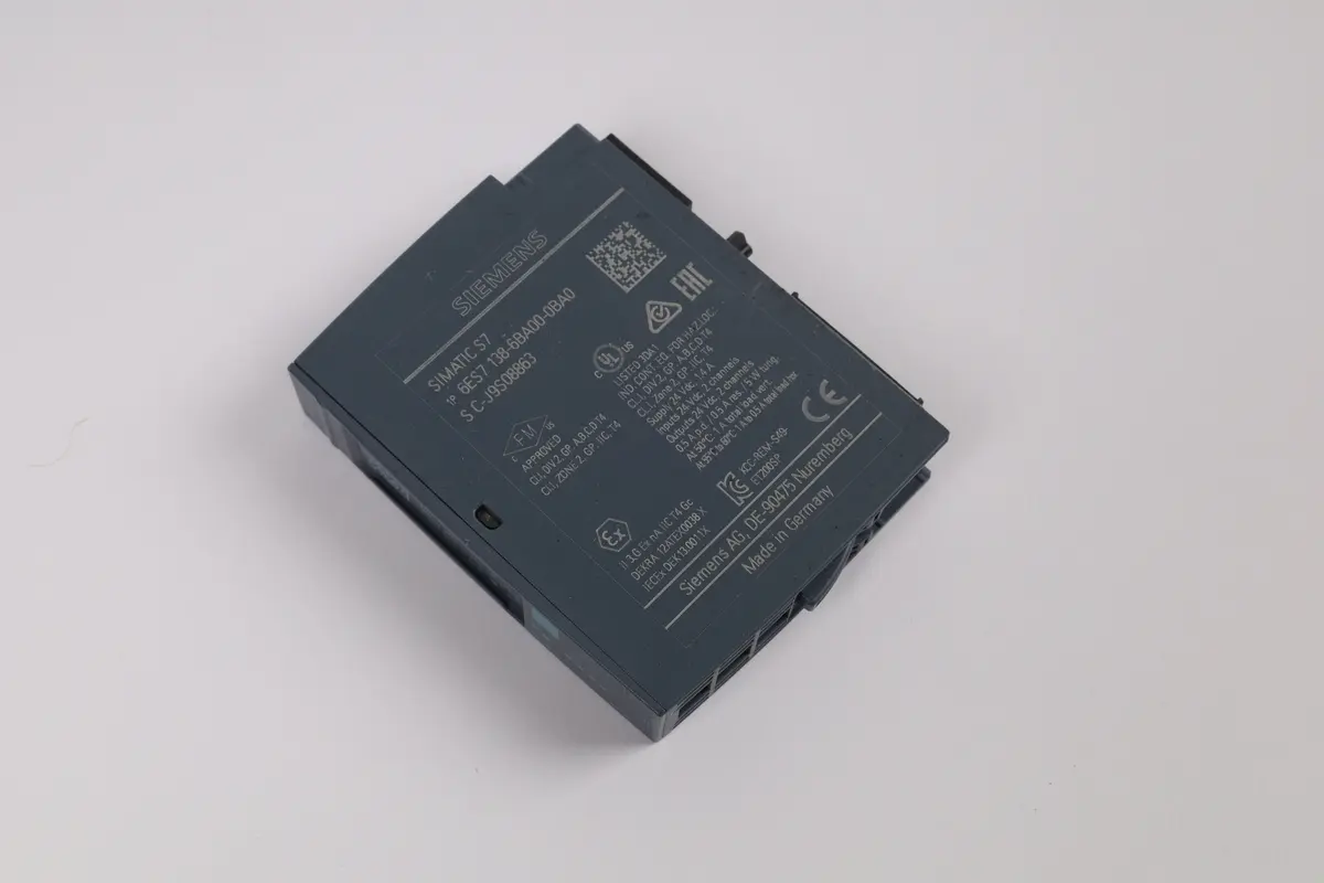 Produktfoto 1 von 6ES7138-6BA00-0BA0