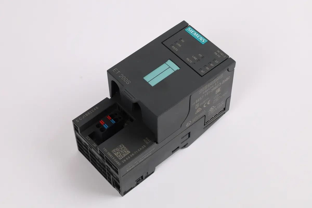 Produktfoto 1 von 6ES7151-3BB23-0AB0