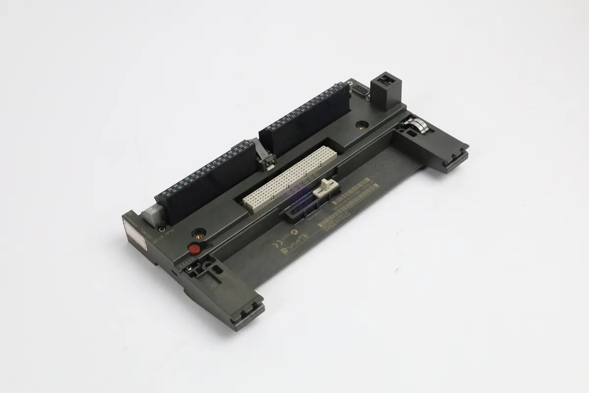 Produktfoto 1 von 6ES7193-0CB30-0XA0