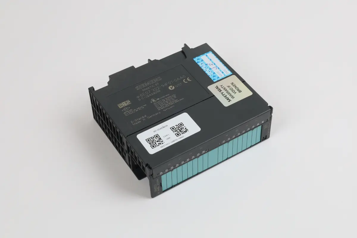 Produktfoto 1 von 6ES7322-1HF01-0AA0