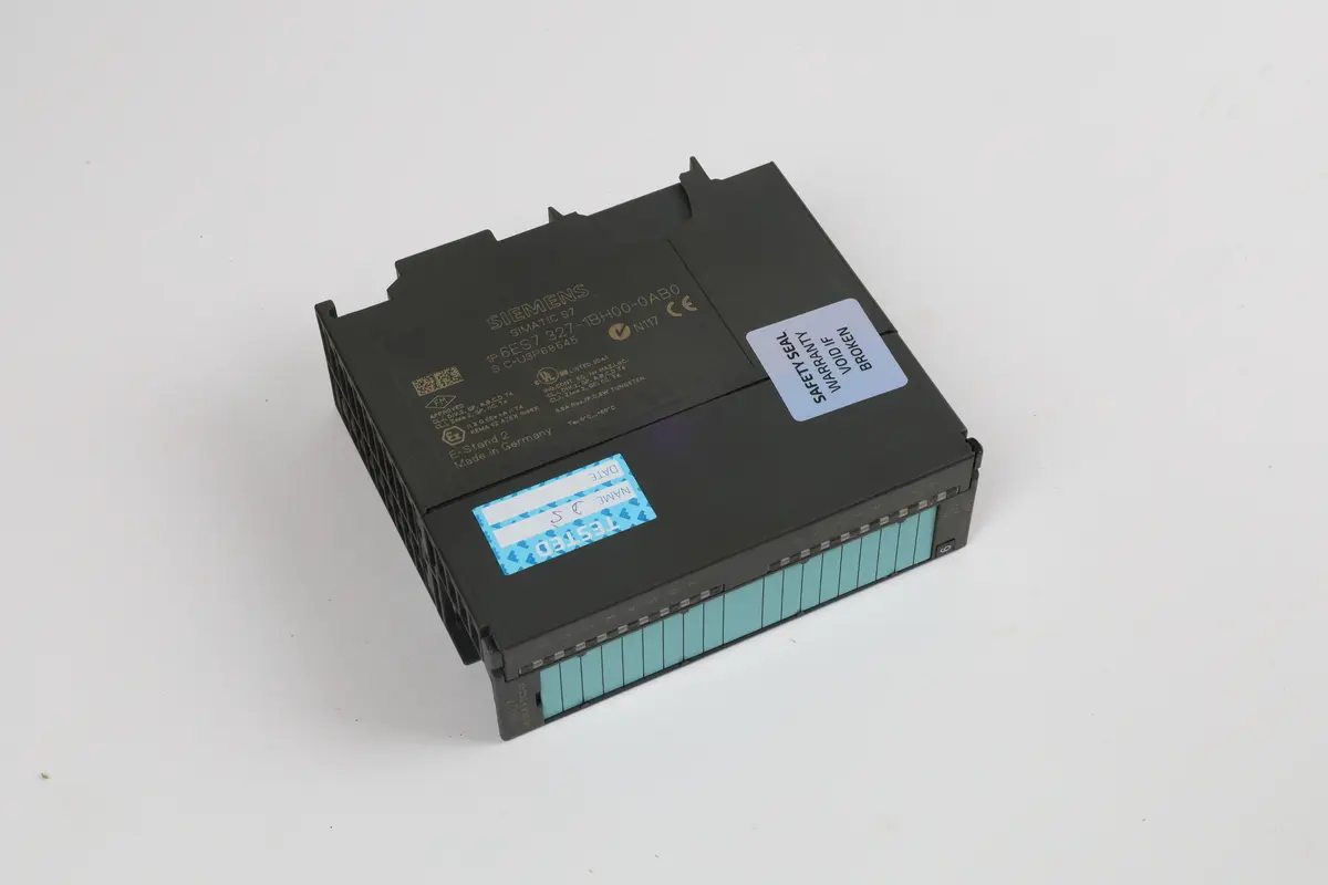 Produktfoto 1 von 6ES7327-1BH00-0AB0