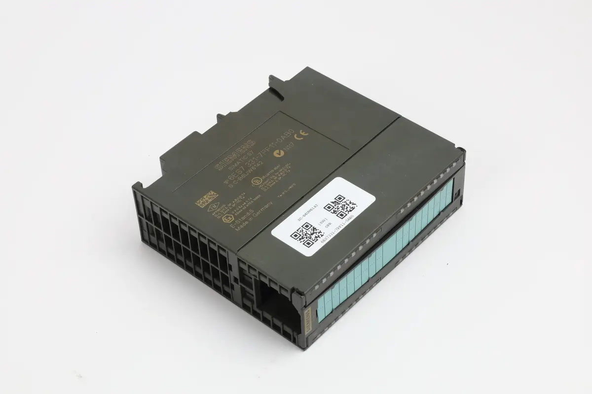 Produktfoto 1 von 6ES7331-7PF11-0AB0