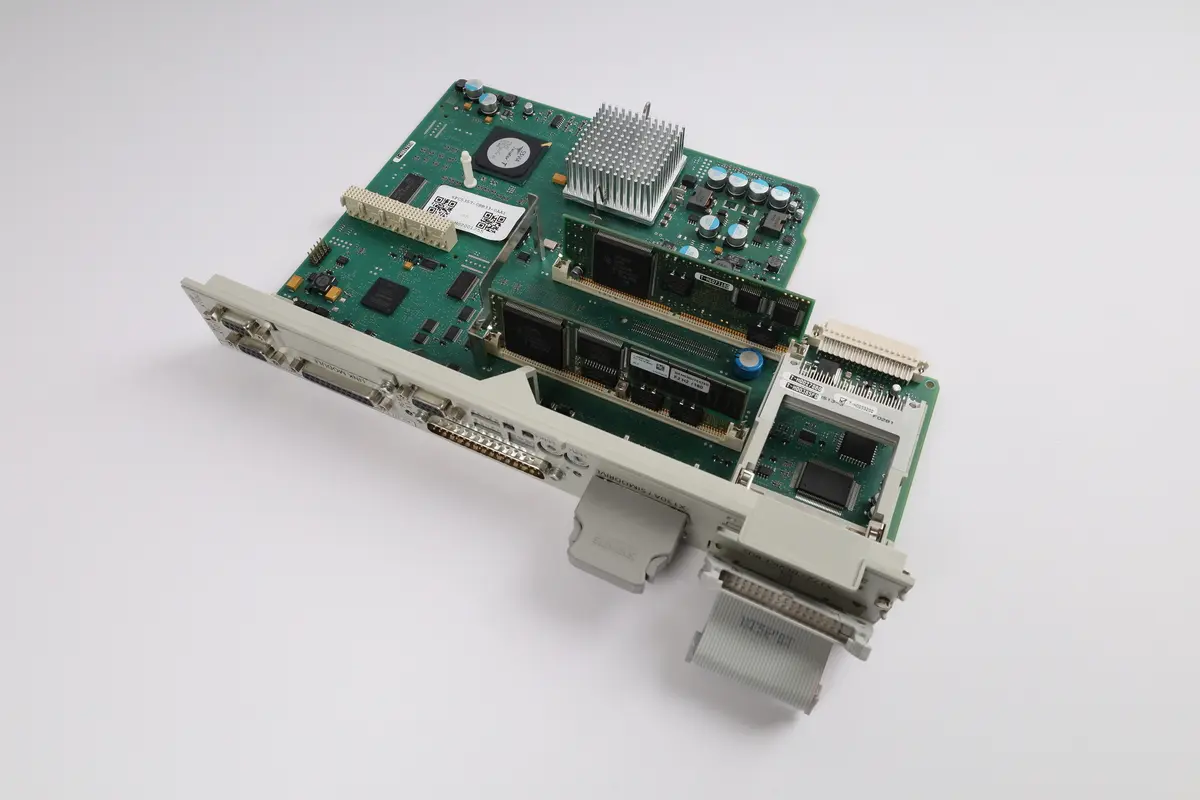 Produktfoto 1 von 6FC5357-0BB33-0AA1