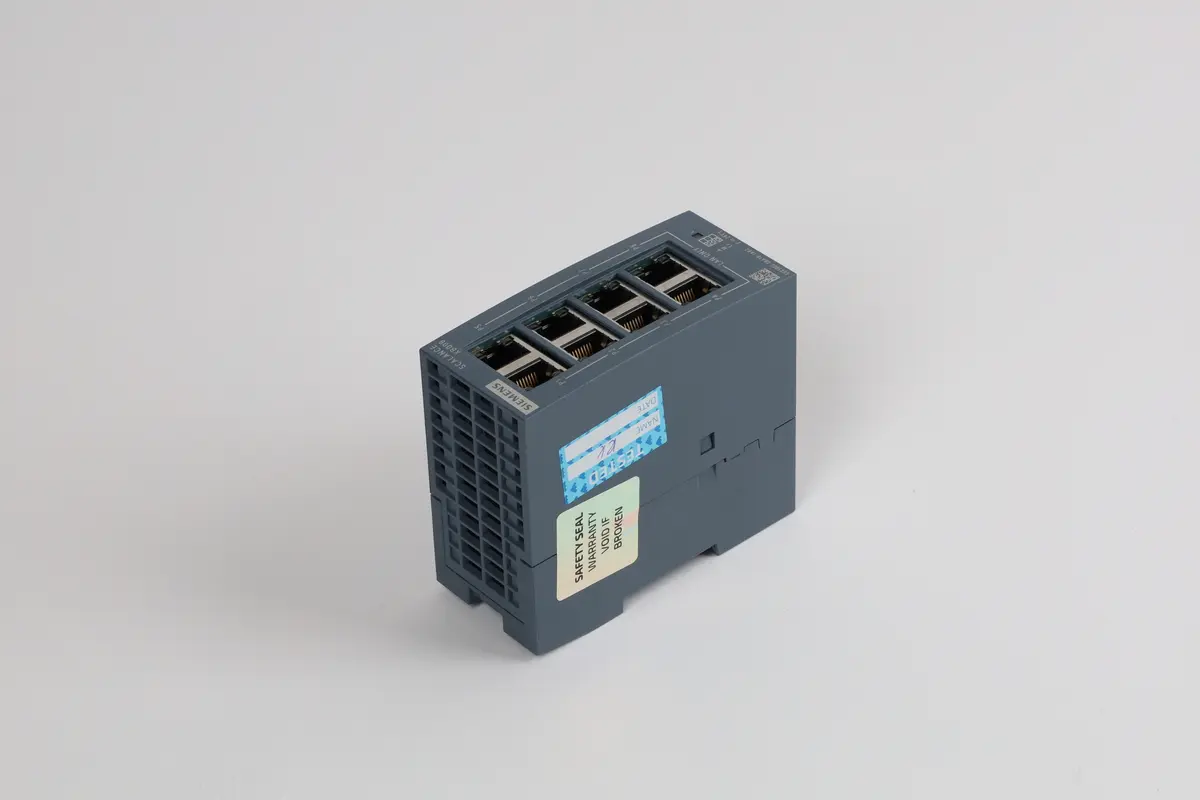 Produktfoto 1 von 6GK5008-0BA10-1AB2