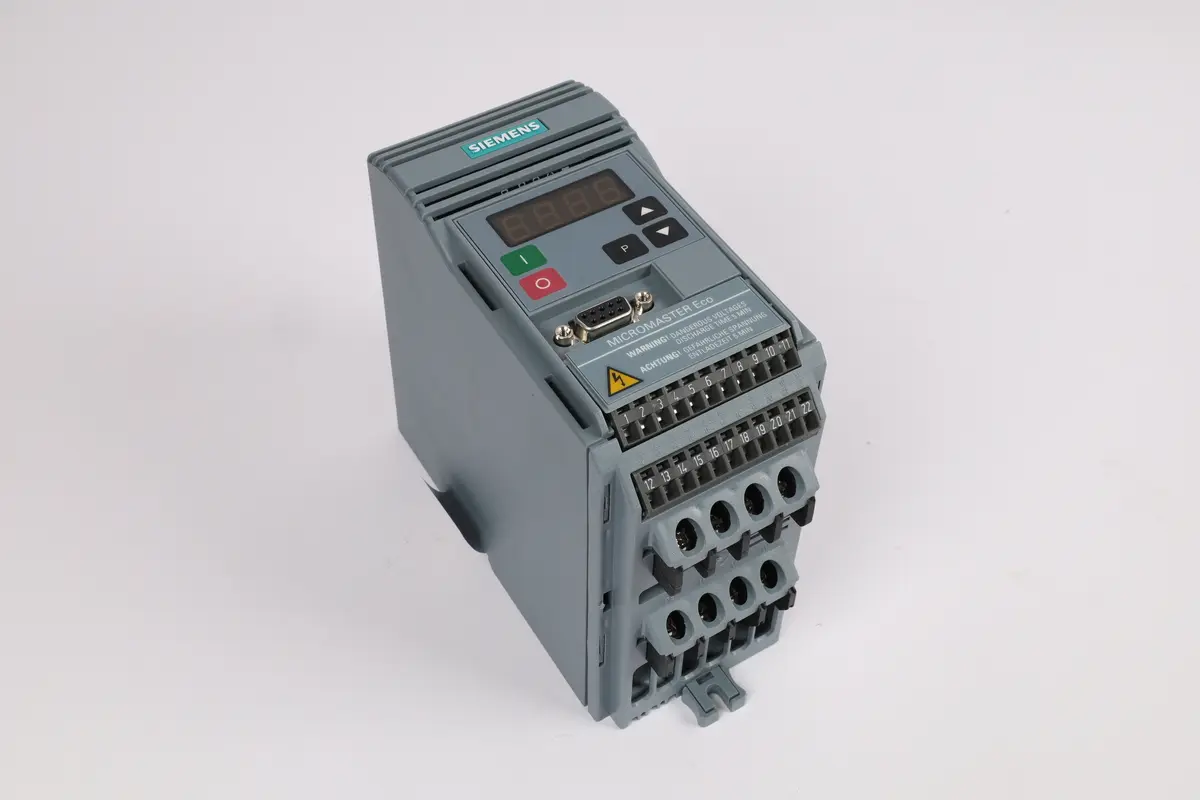 Produktfoto 1 von 6SE9514-0DA40
