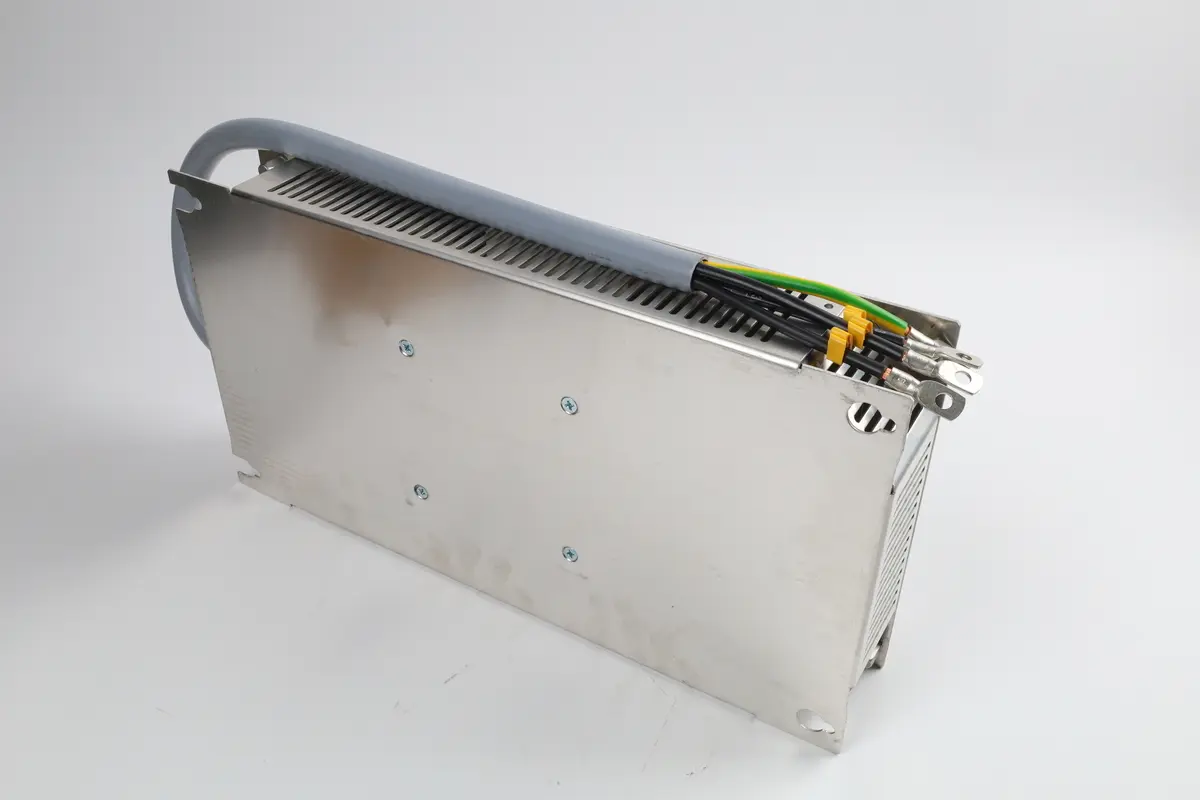 Produktfoto 1 von 6SE6400-3CC05-2DD0