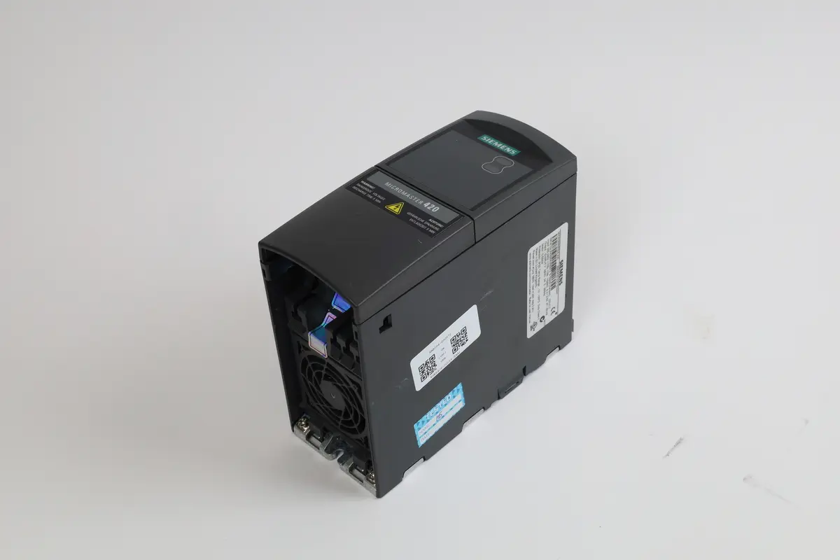 Produktfoto 1 von 6SE6420-2UC15-5AA1