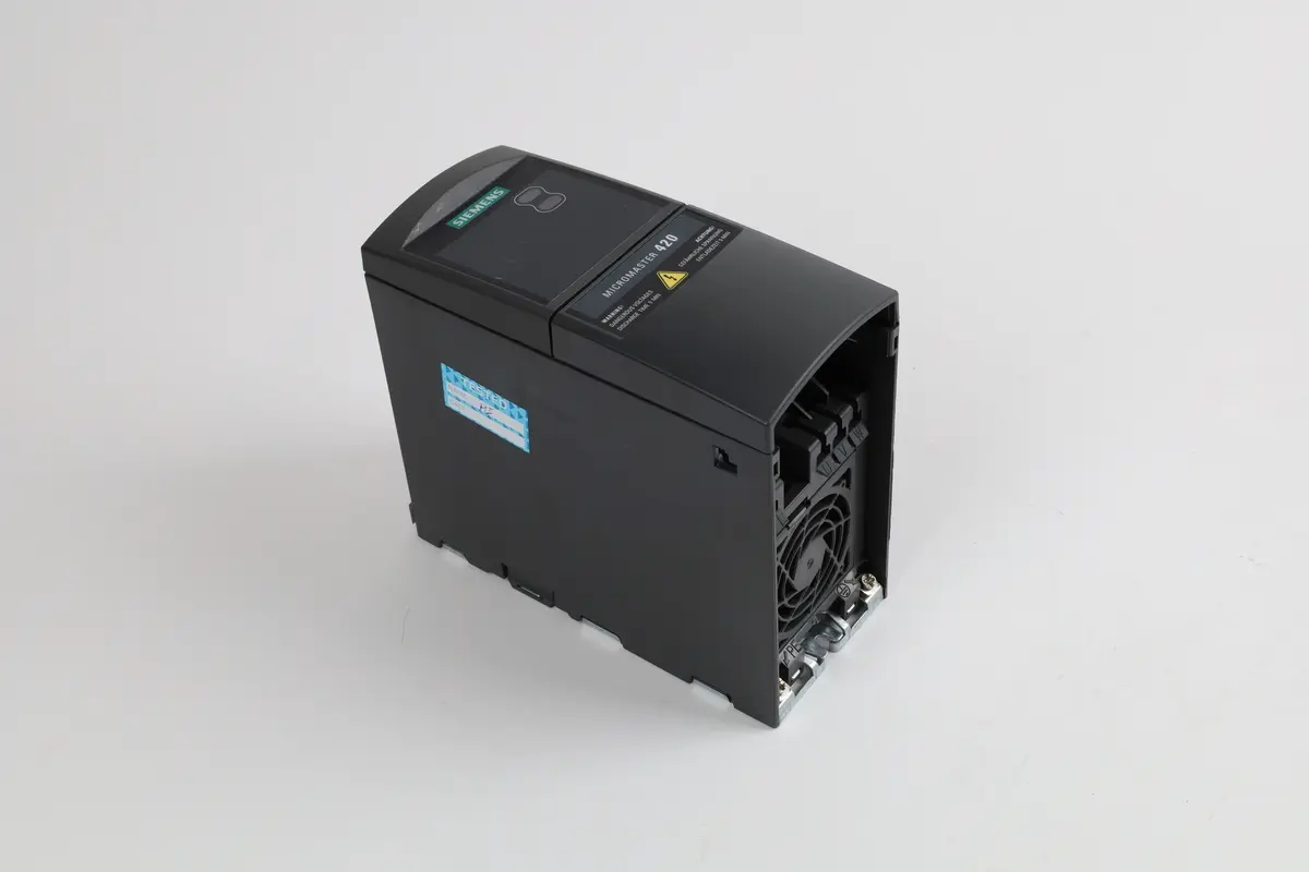 Produktfoto 1 von 6SE6420-2UD17-5AA1