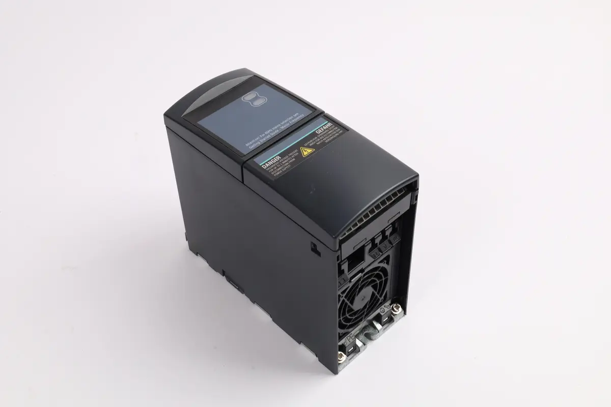 Produktfoto 1 von 6SE6440-2AB13-7AA1