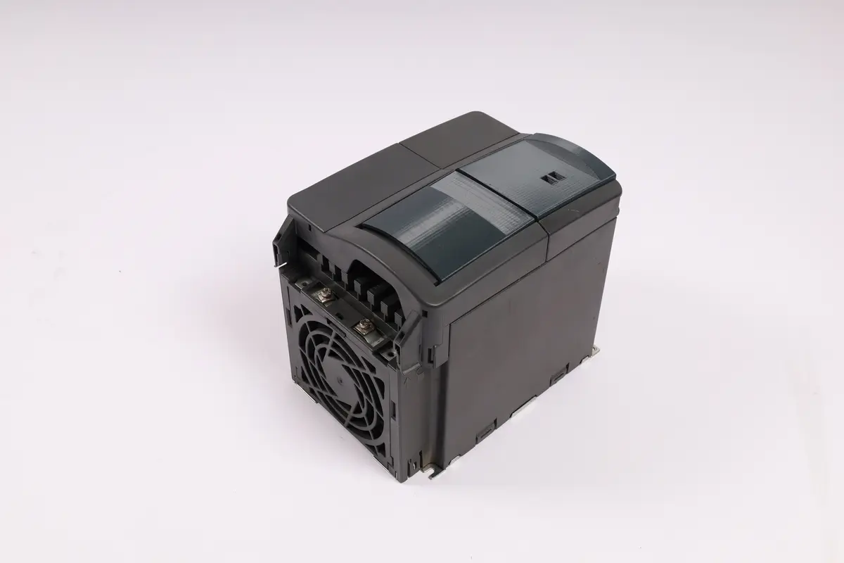 Produktfoto 1 von 6SE6440-2AB21-5BA1