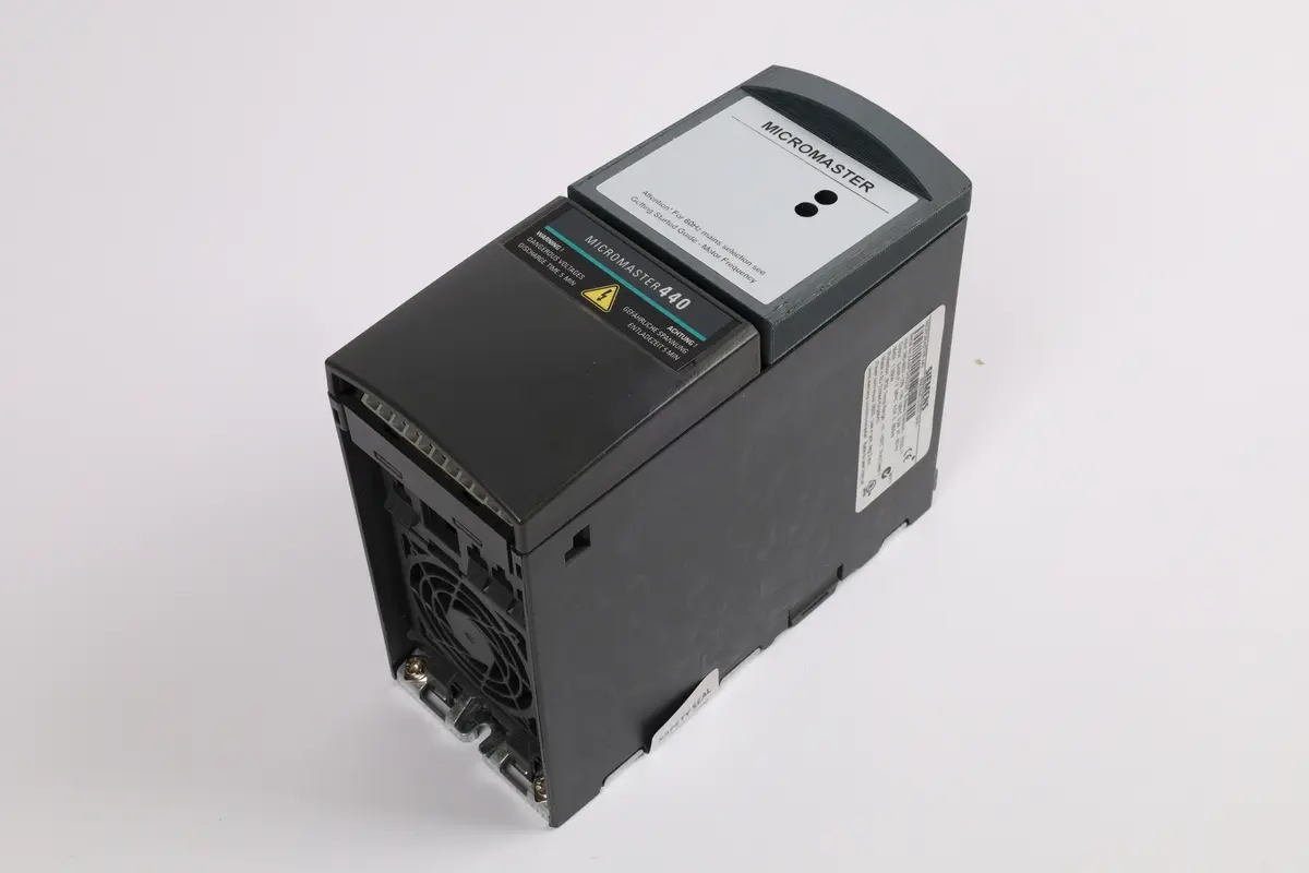 Produktfoto 1 von 6SE6440-2UD21-5AA1