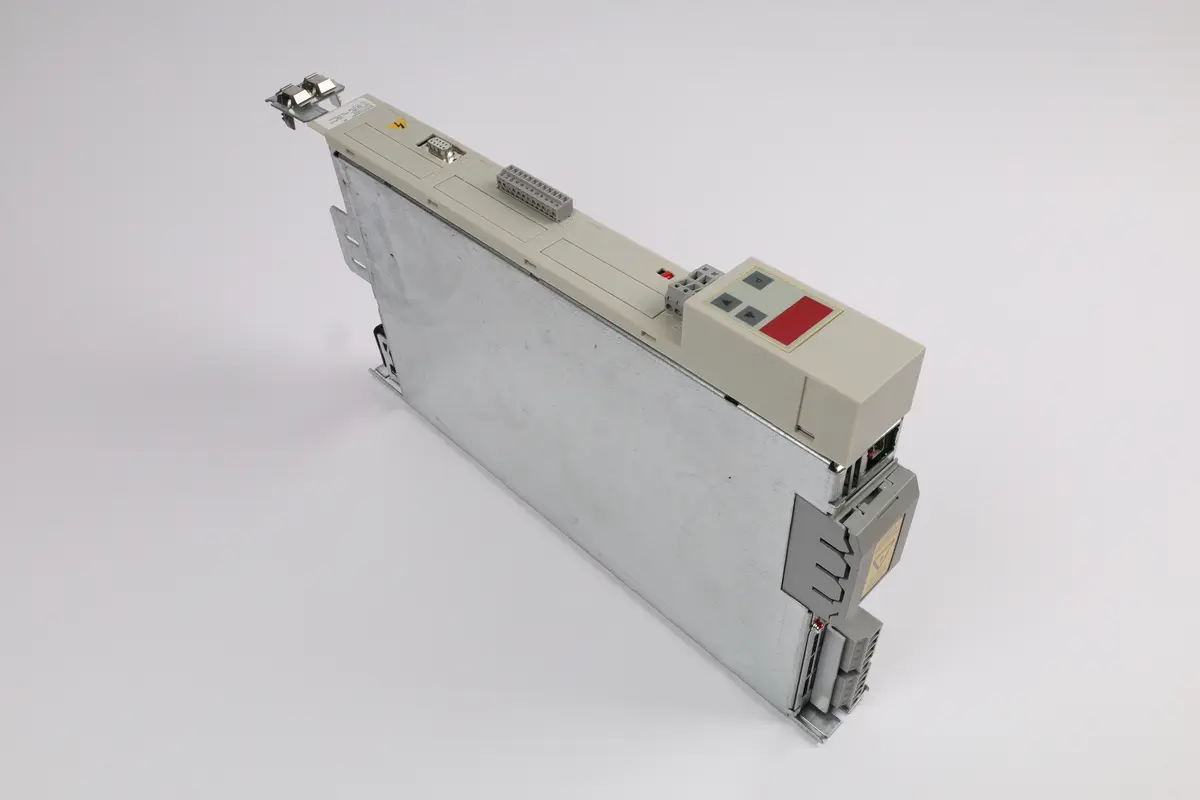 Produktfoto 1 von 6SE7011-5EP50