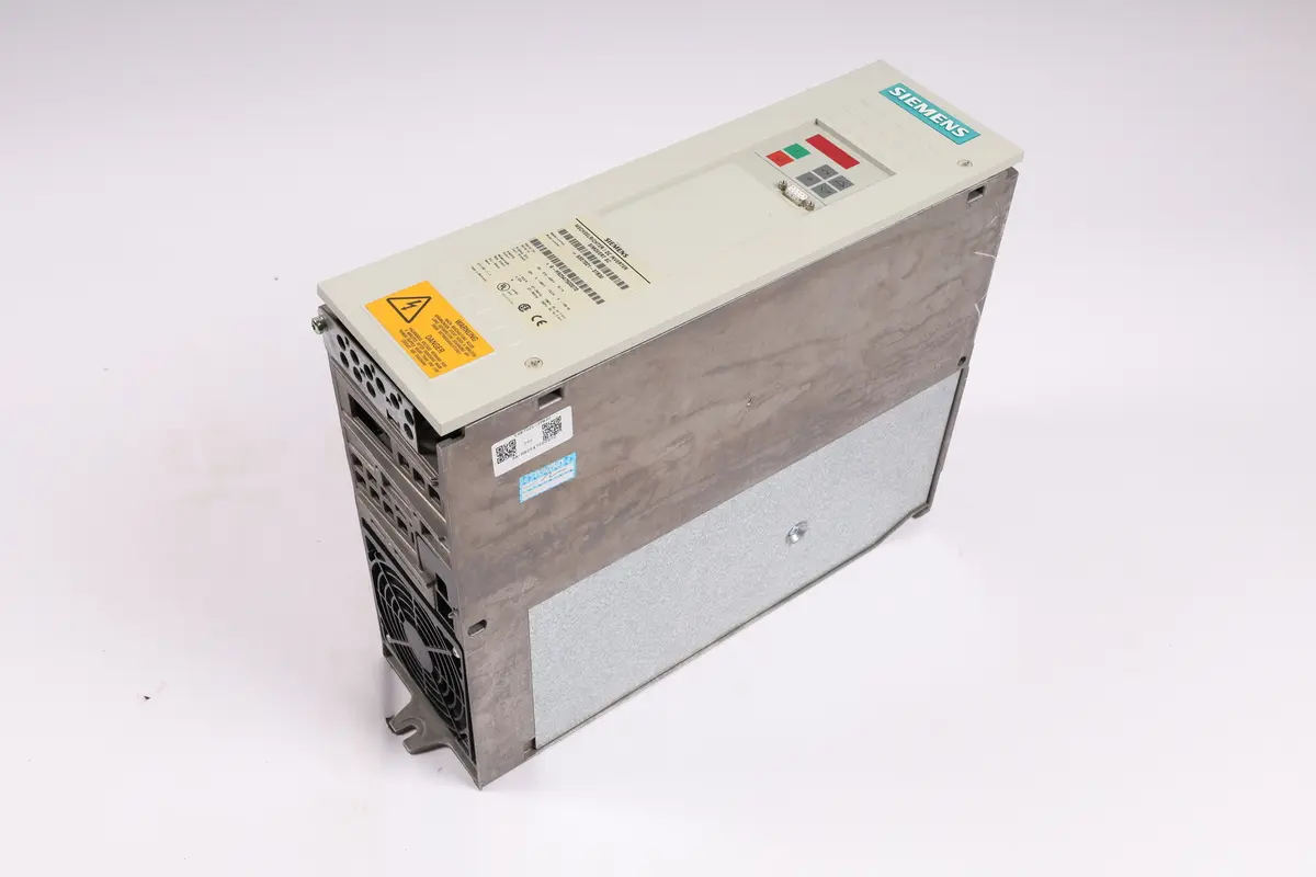 Produktfoto 1 von 6SE7021-3TB30