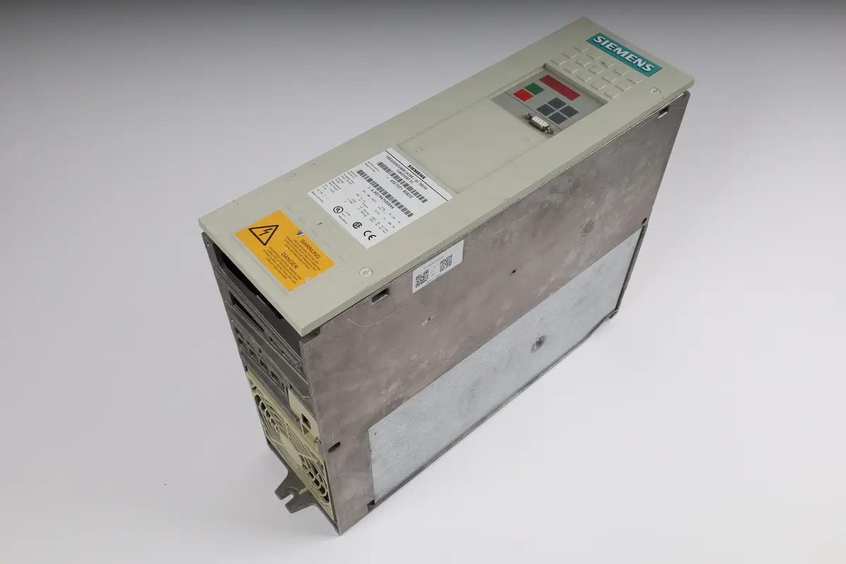 Produktfoto 1 von 6SE7021-8EB20