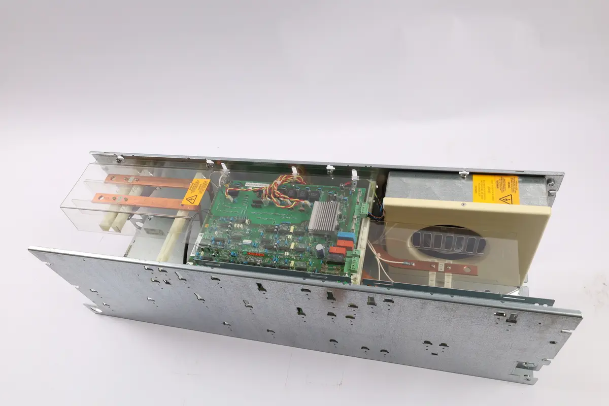 Produktfoto 1 von 6SE7031-7EE85-0AA0
