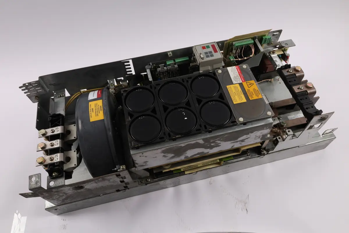 Produktfoto 1 von 6SE7031-8TF50-Z C33
