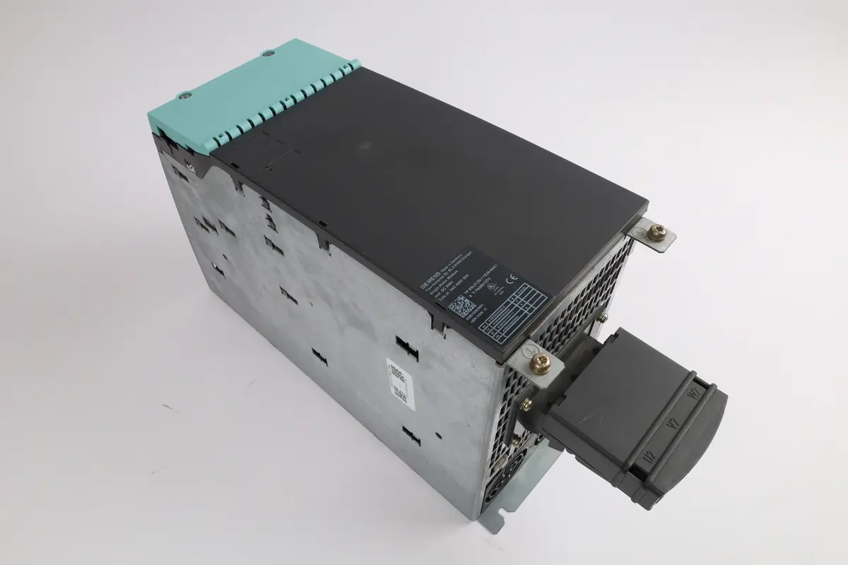 Produktfoto 1 von 6SL3120-1TE26-0AA1