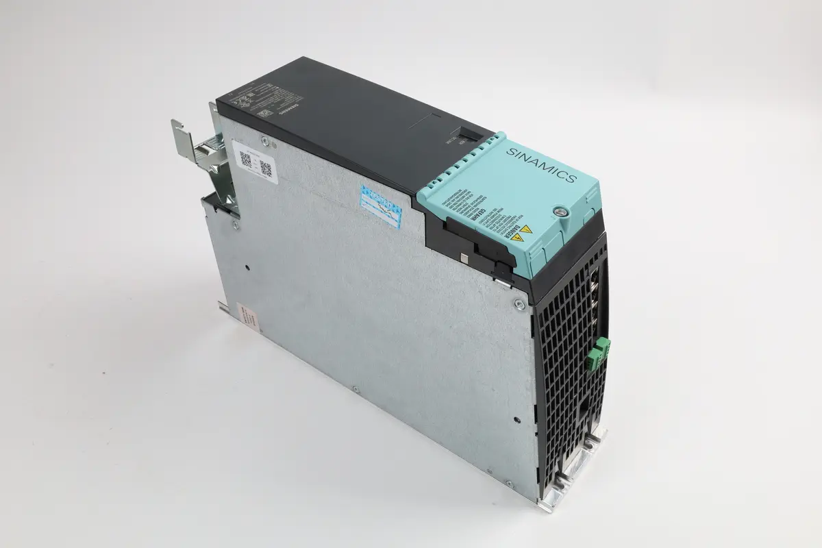 Produktfoto 1 von 6SL3120-2TE21-8AD0
