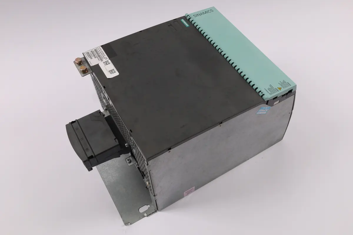 Produktfoto 1 von 6SL3130-7TE28-0AA1