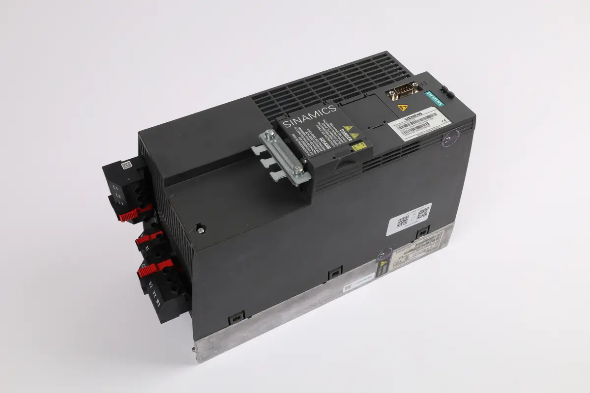 Produktfoto 1 von 6SL3210-1KE22-6UP1