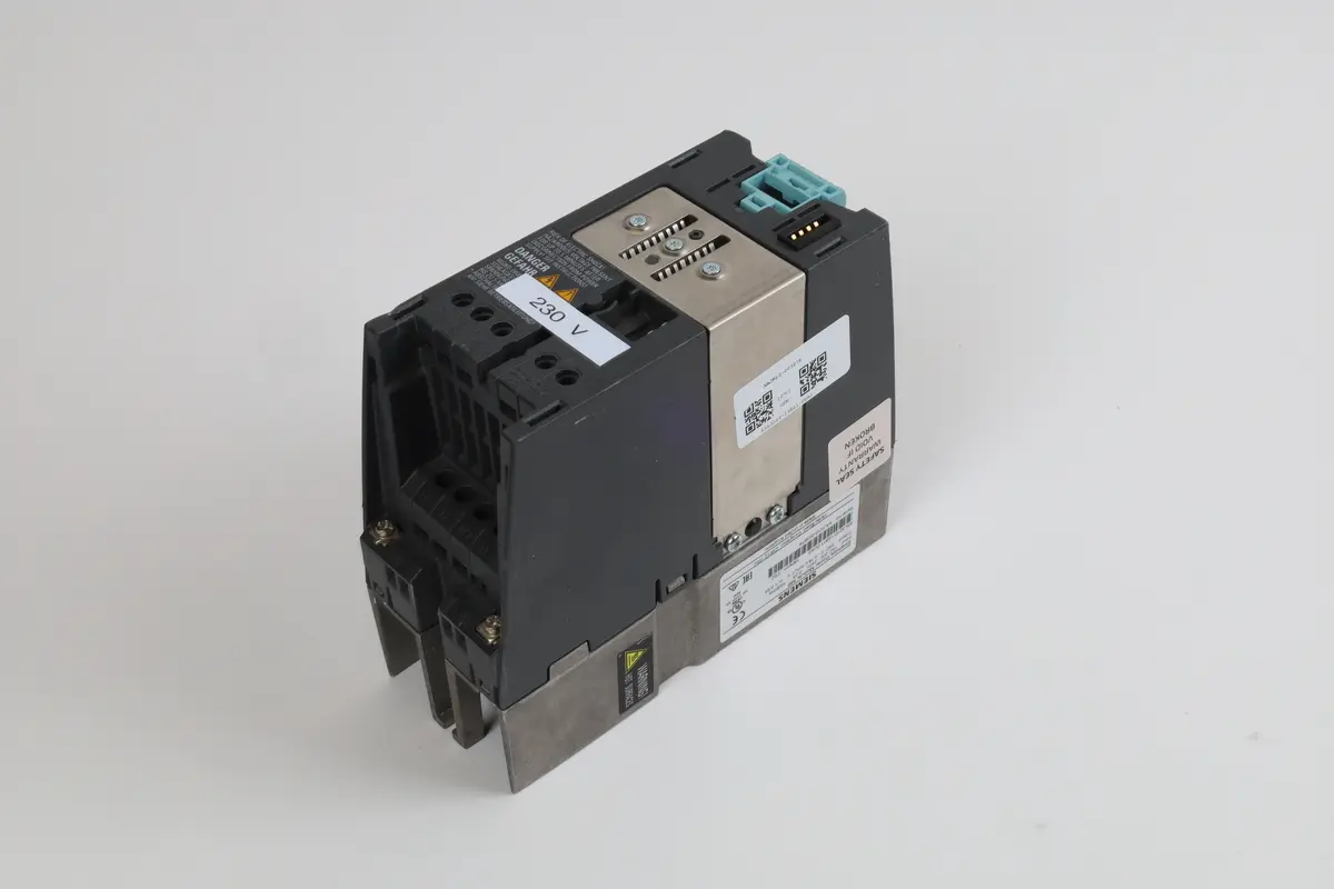Produktfoto 1 von 6SL3210-1SB11-0UA0