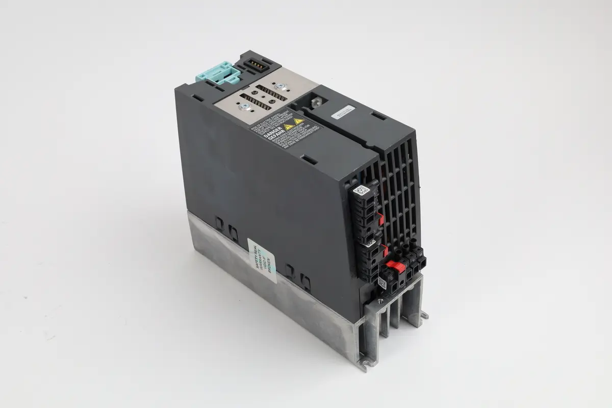 Produktfoto 1 von 6SL3210-1PE13-2AL1