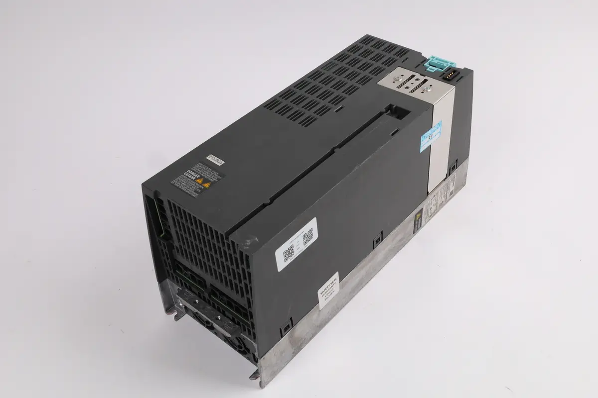 Produktfoto 1 von 6SL3210-1PE22-7UL0