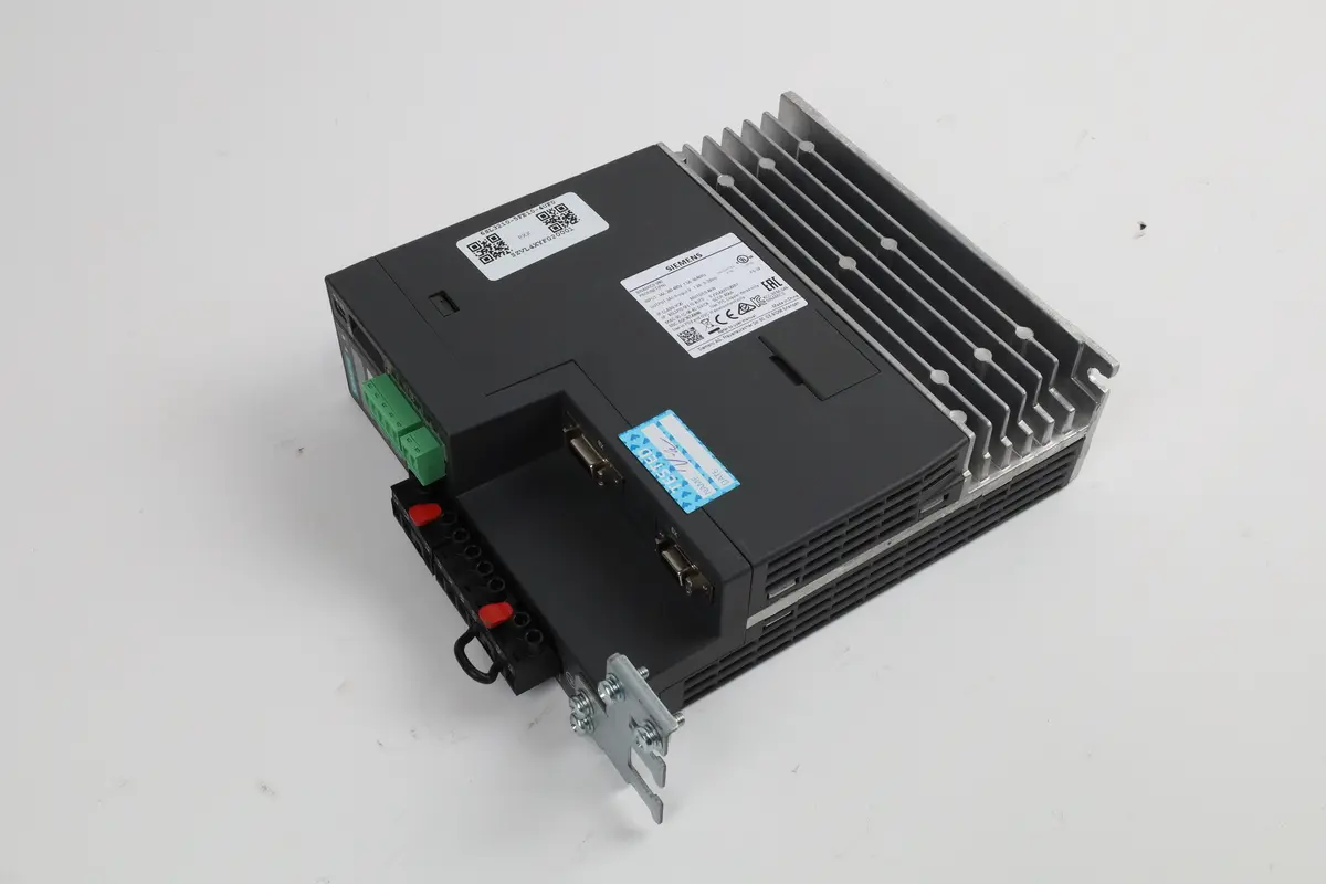 Produktfoto 1 von 6SL3210-5FE10-4UF0