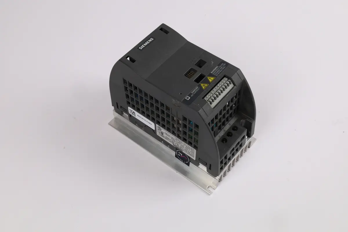 Produktfoto 1 von 6SL3211-0AB12-5UA1