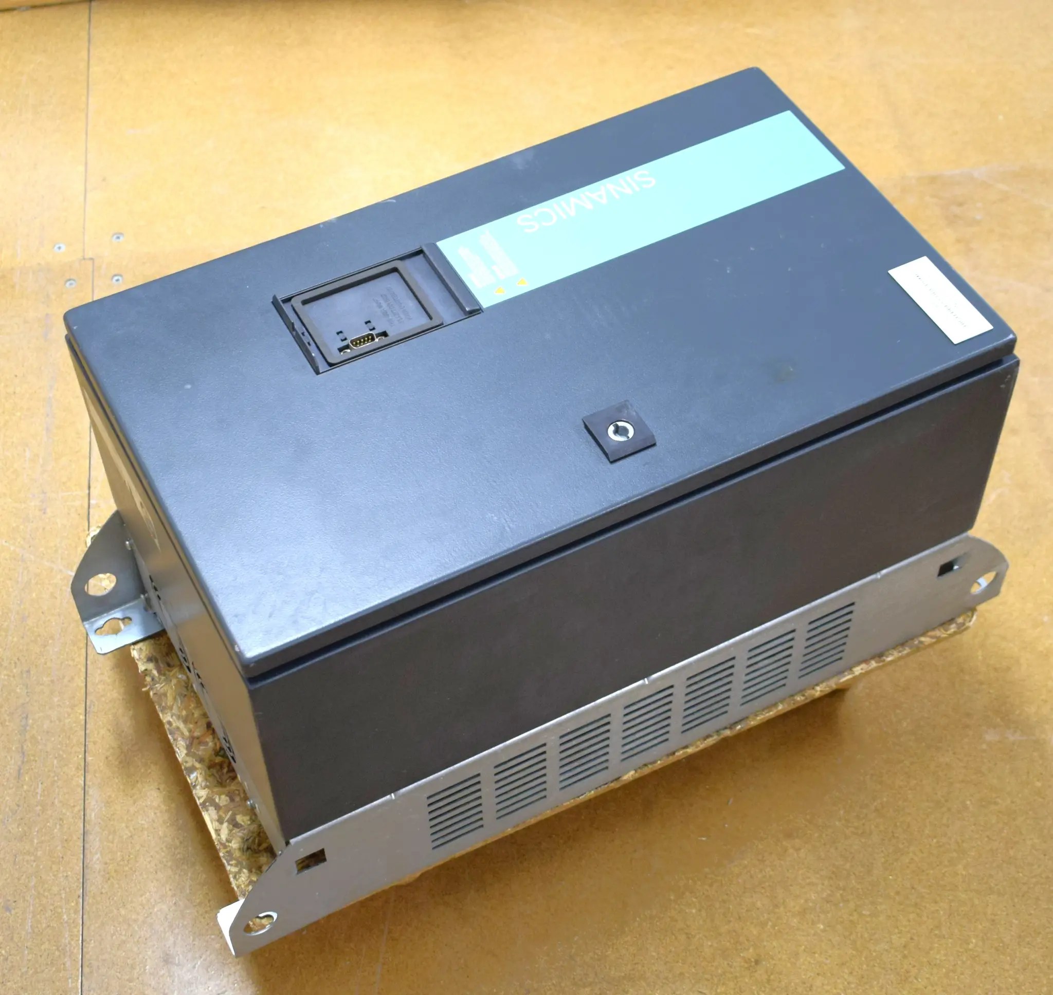 Produktfoto 1 von 6SL3223-0DE32-2BA0