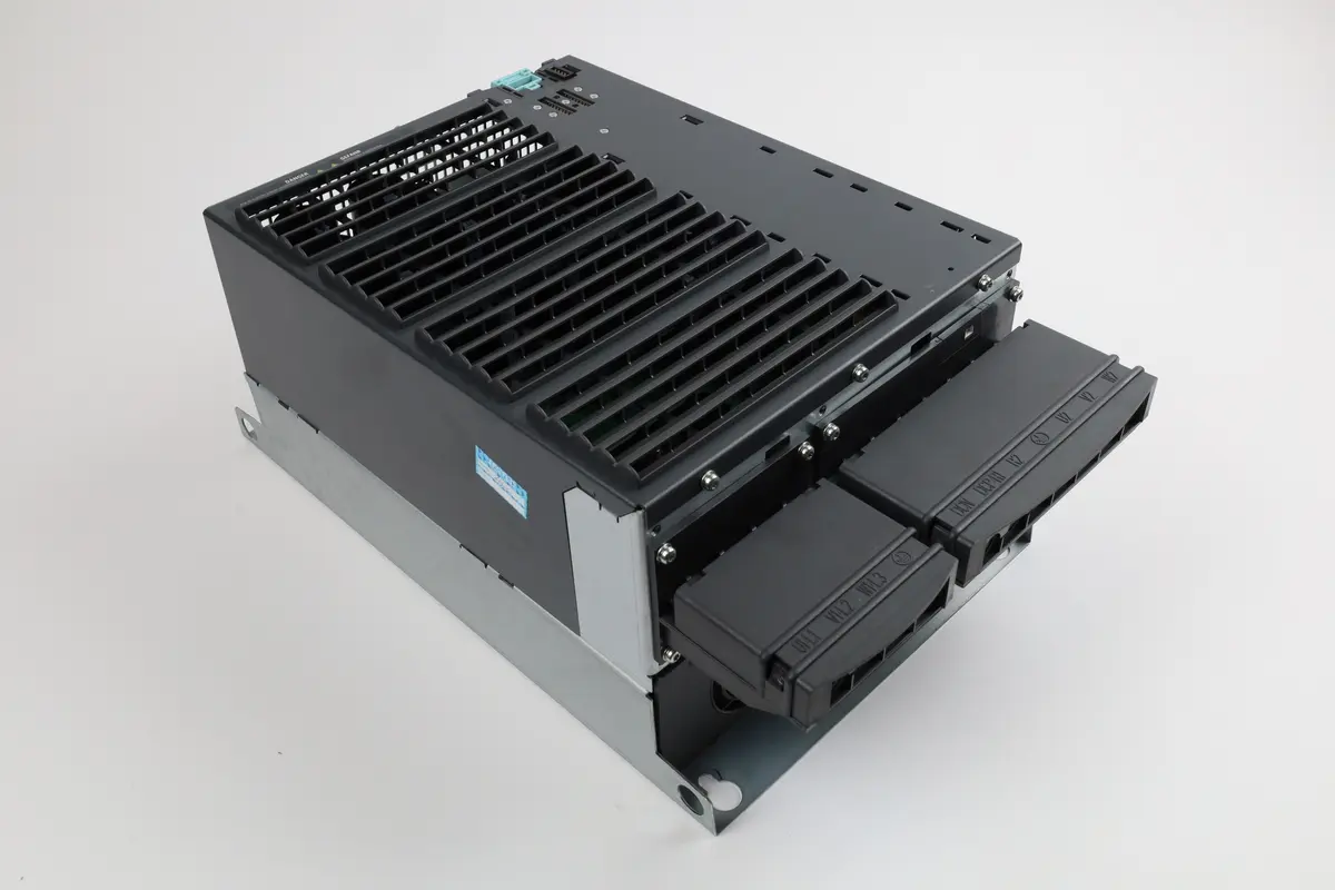Produktfoto 1 von 6SL3224-0BE33-0UA0