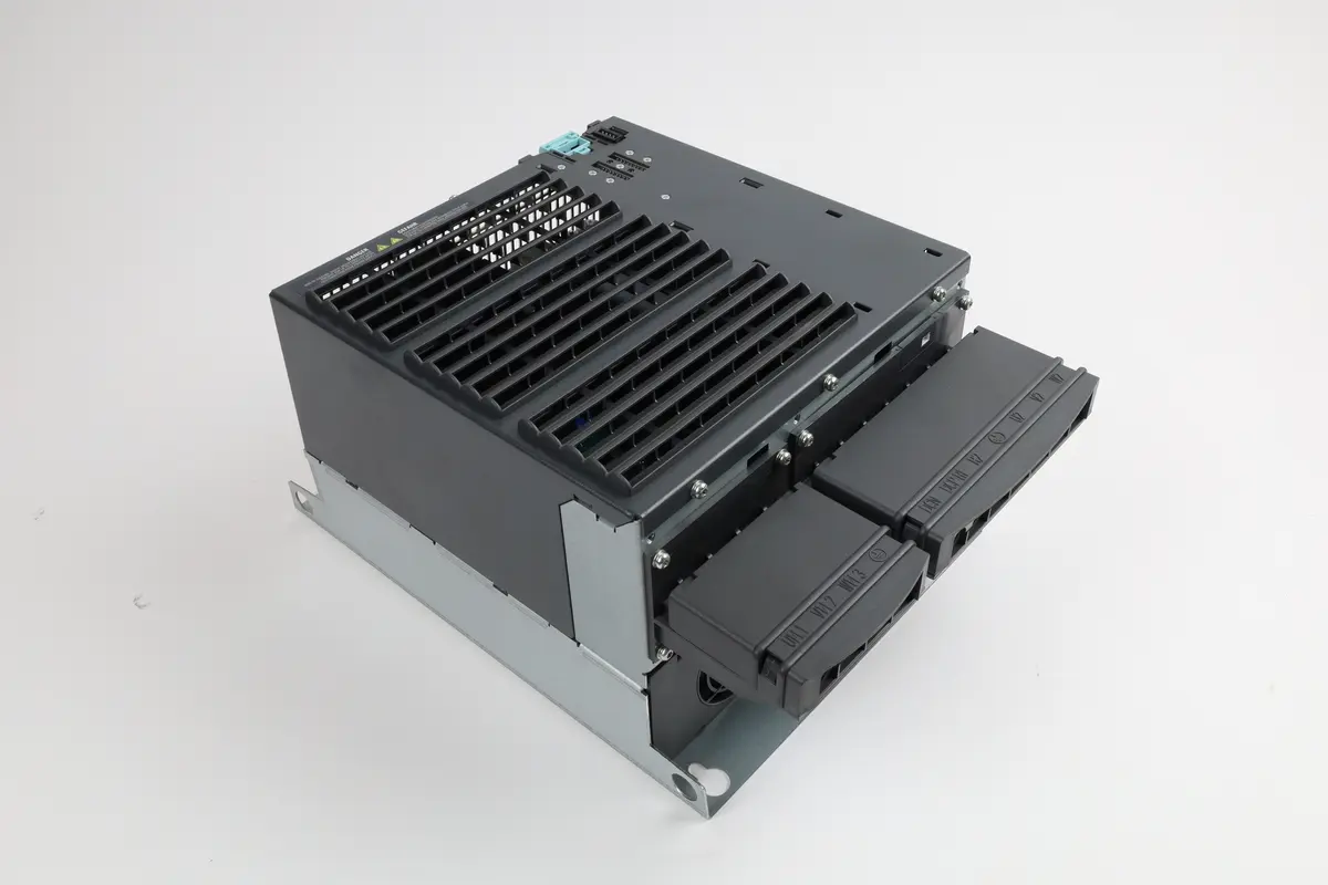 Produktfoto 1 von 6SL3225-0BE31-5UA0