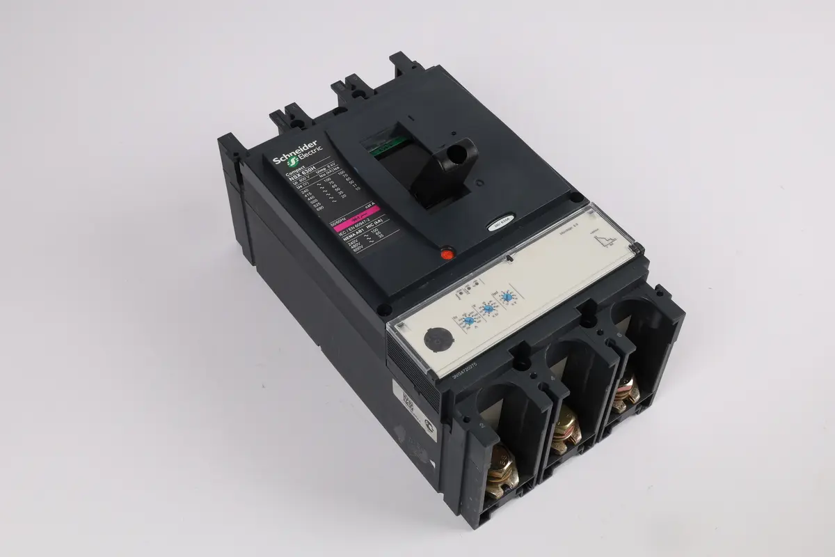 Produktfoto 1 von C63W32D630