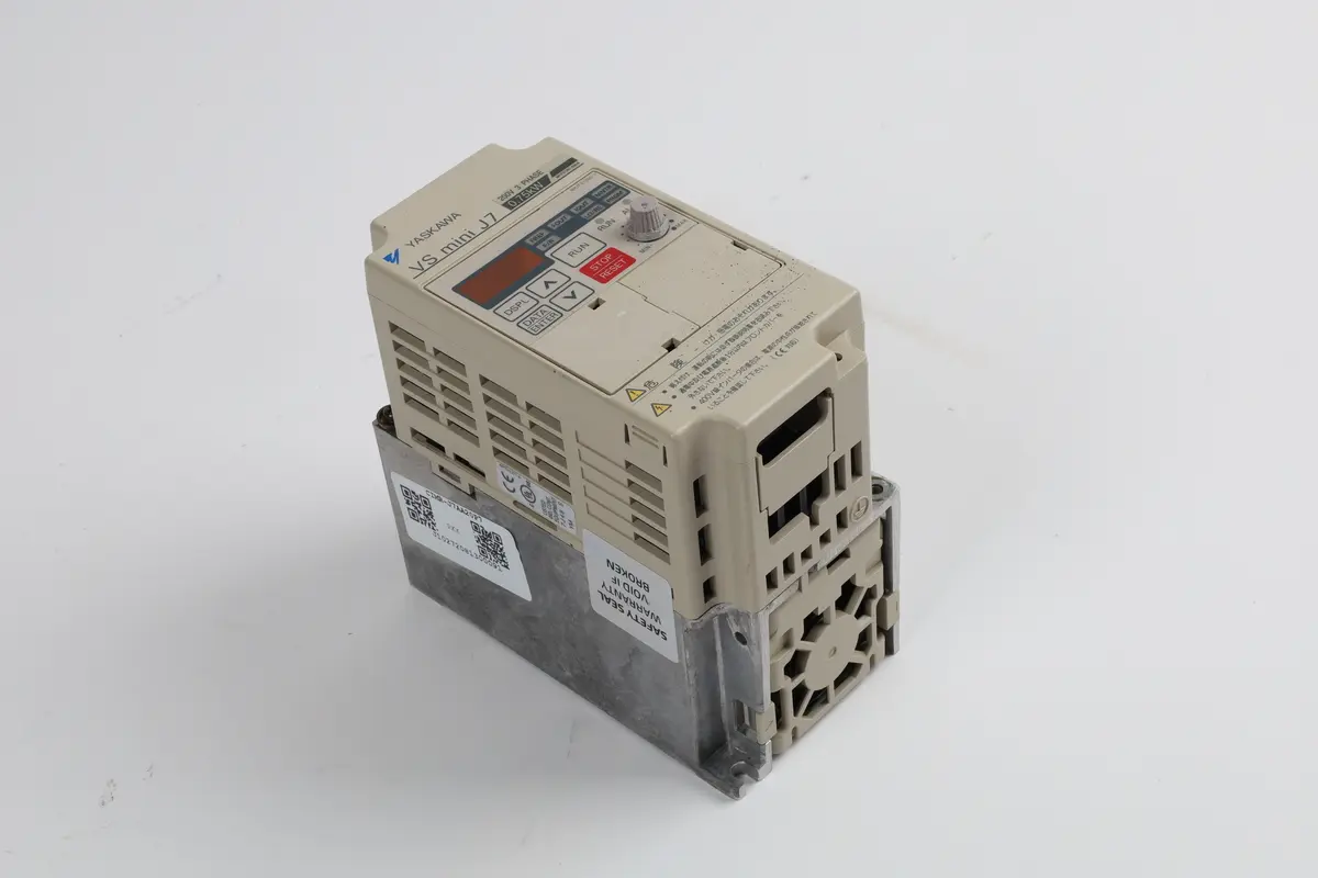 Produktfoto 1 von CIMR-J7AA20P7